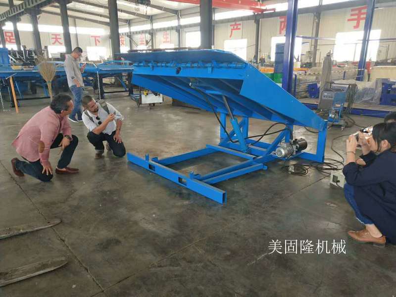 雅安固定式登车桥哪家好